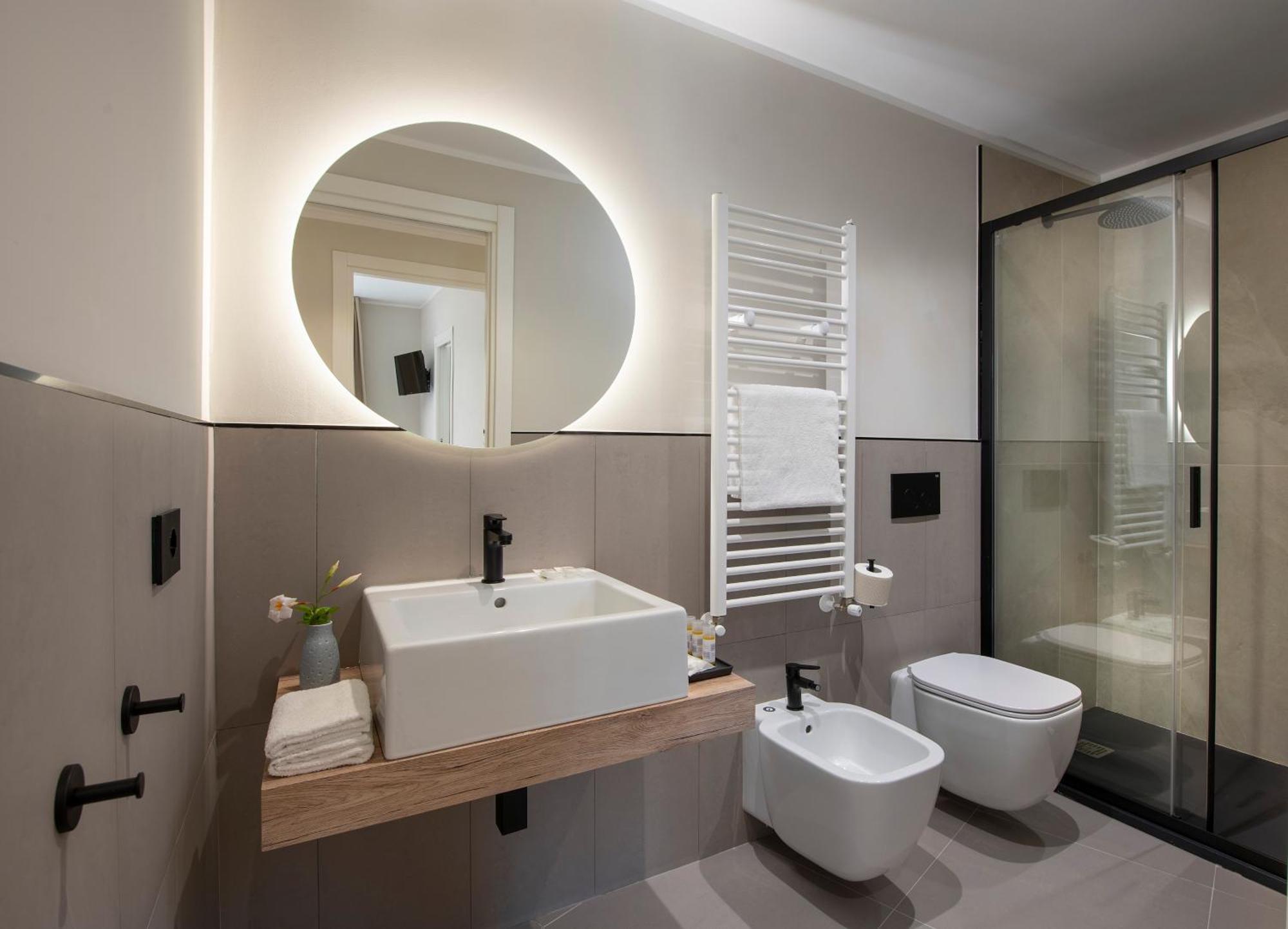 Mem Lodge And Suite 普拉 外观 照片